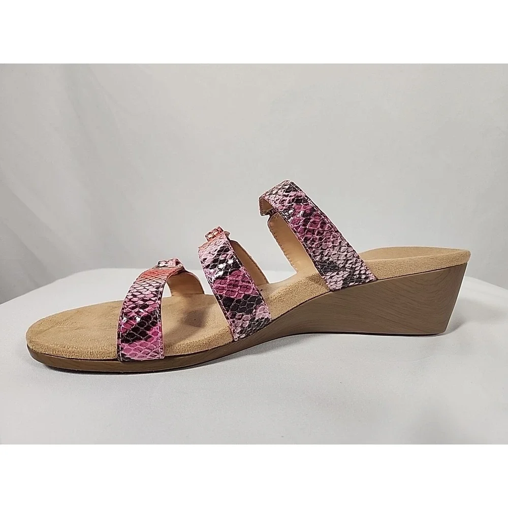 Vionic Dwyn Pink Snake Skin Print 3-strap‎ Wedge Sandals Women Size 11 381DWYN